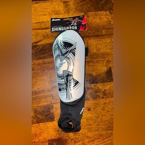 Franklin Competition Soccer Shin Guards